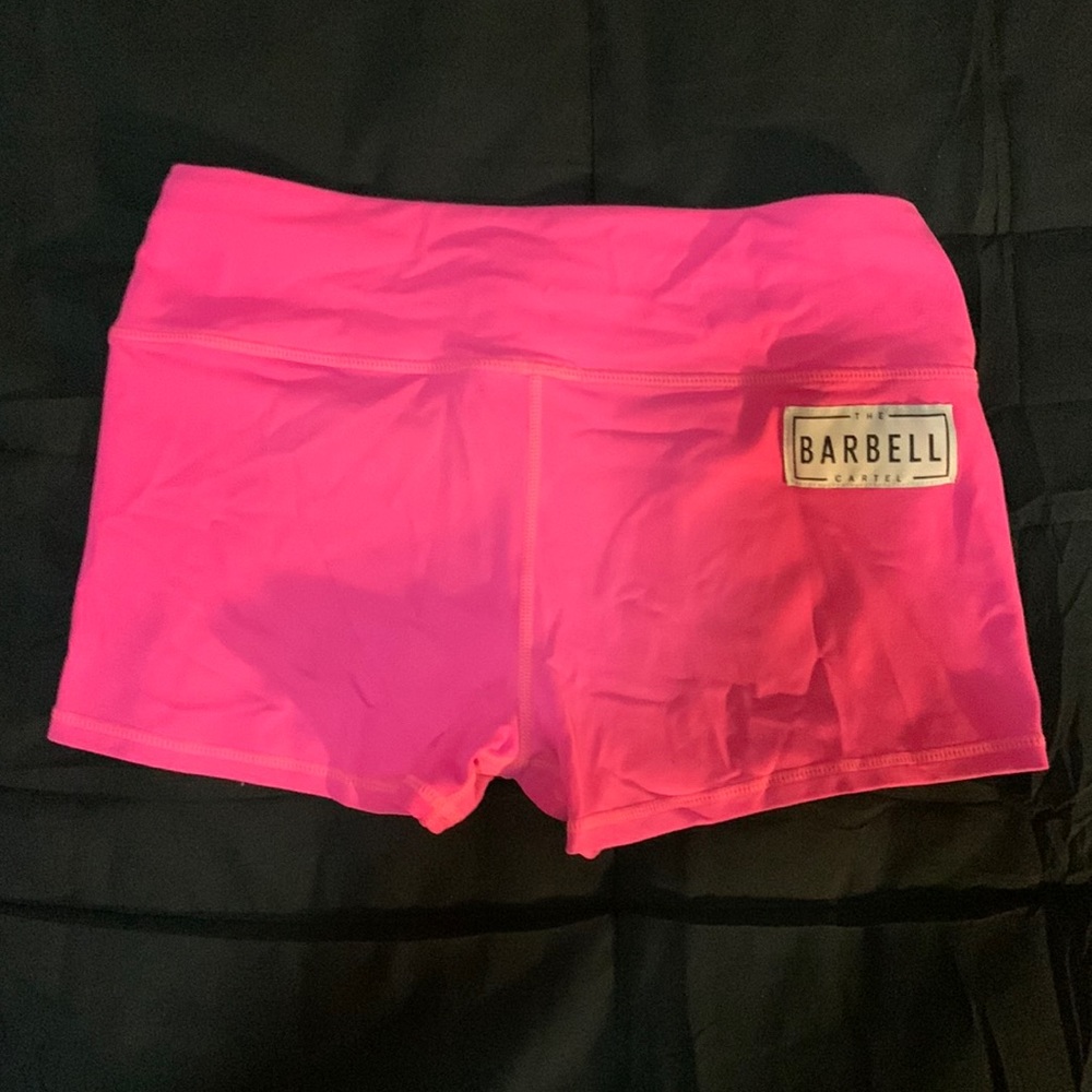 Barbell cartel shorts